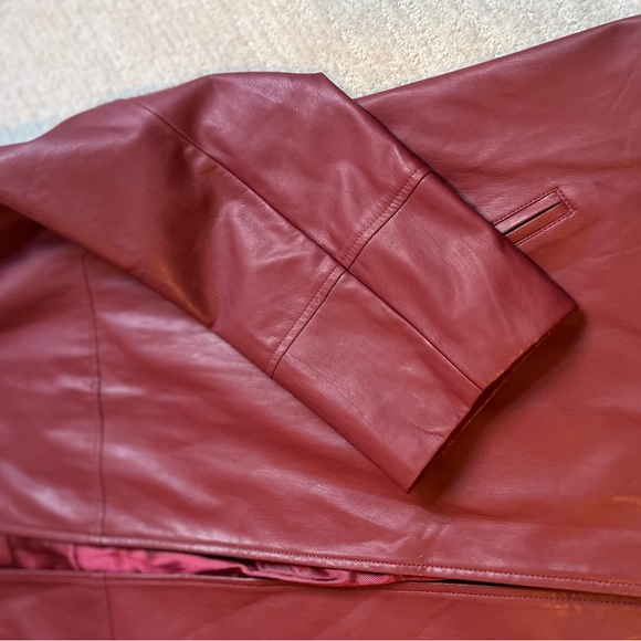 Chico’s deep red collarless faux leather jacket, size 2 (12-14) - Picture 4 of 6